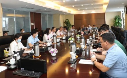 “走在前、開新局”行進式主題采訪活動走進軟控