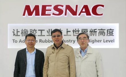 海南橡膠集團董事長王任飛一行到訪軟控股份