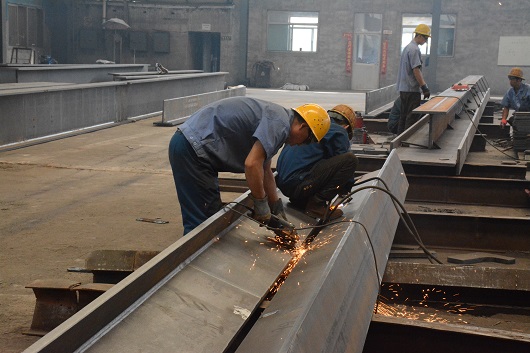 鋼結構生產廠家的責任不止有安全和質量，還有……