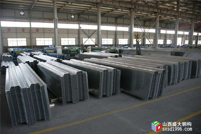 了解山西樓承板生產(chǎn)廠家定價，讓您在選購時心中有數(shù)-山西盛大鋼構(gòu)